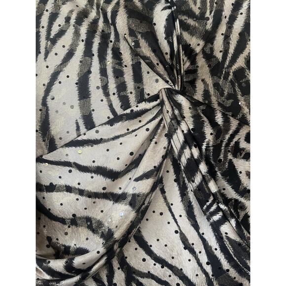 Reba Stretchy Animal Print Blouse with Black Sequins Size Large - Picture 3 of 4
